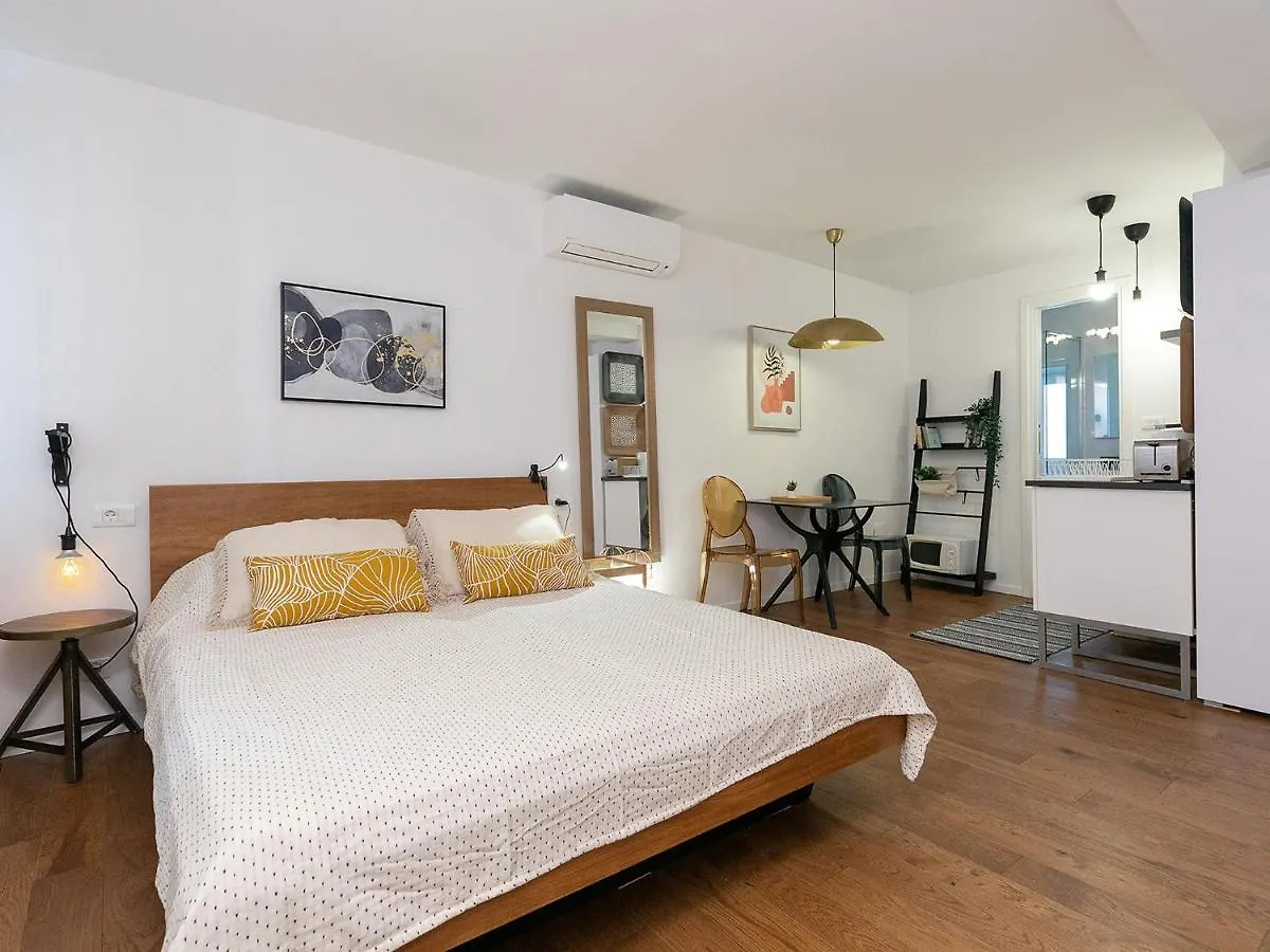 Stylish Studio Apartment By Irundo Rovinj 0*,  Croatia